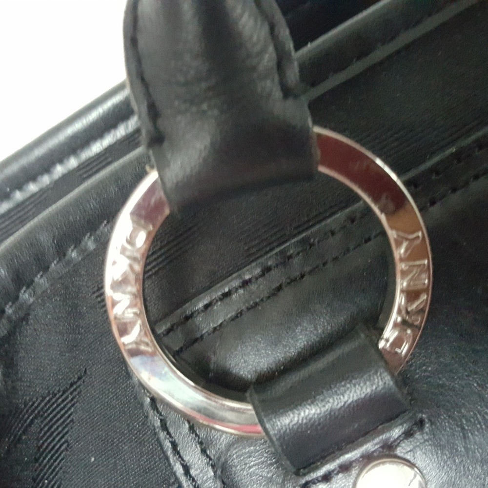 DNKY HANDBAG - Picture 2 of 3